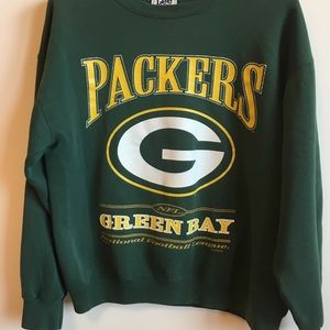 NFL vintage Packers pull over sweatshirt.